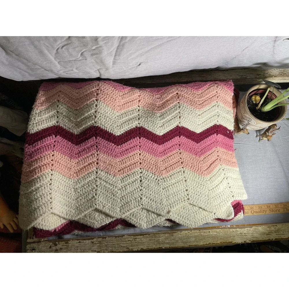 Afghan lap blanket 58